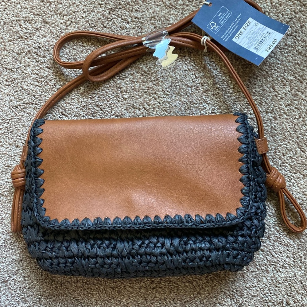 NWT Women’s Universal Threads Brown and Black Straw Purse/Crossbody.